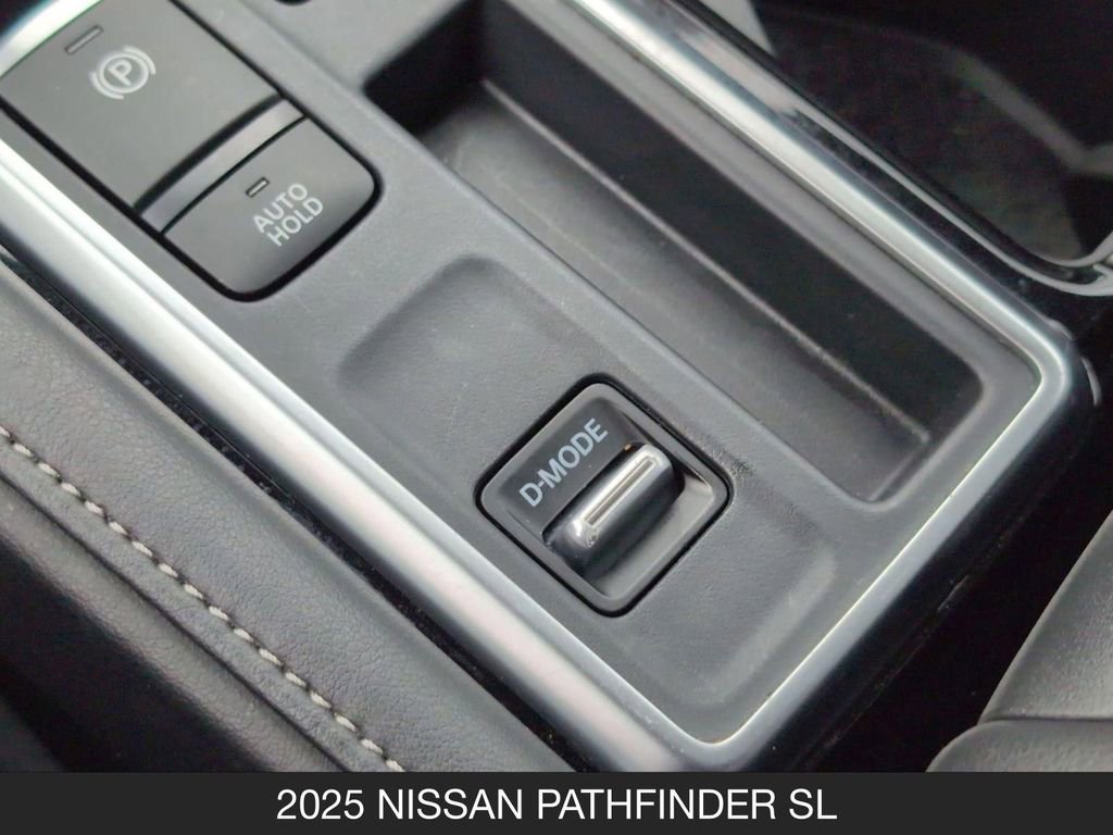 Certified 2025 Nissan Pathfinder SL w/ SL Premium Package FWD image 22