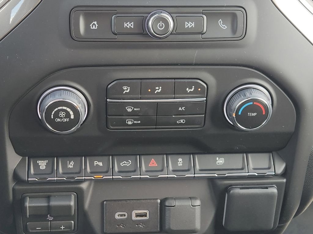 New 2026 Chevrolet Silverado 2500 Custom w/ Custom Value Package AWD/4WD image 19