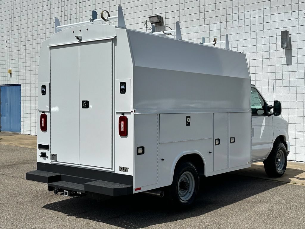 New 2026 Ford E-350 and Econoline 350 Super Duty w/ Power Equipment Group RWD image 30