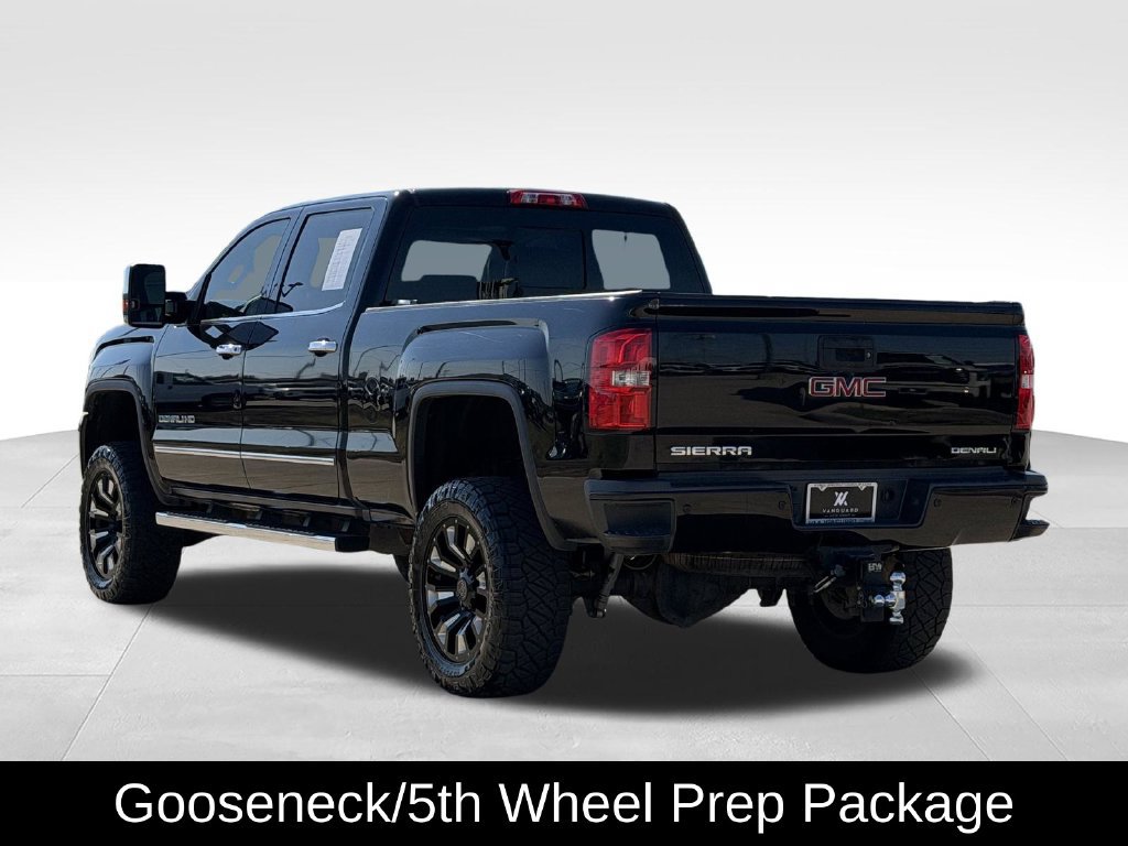 Used 2018 GMC Sierra 2500 Denali w/ Duramax Plus Package AWD/4WD image 6