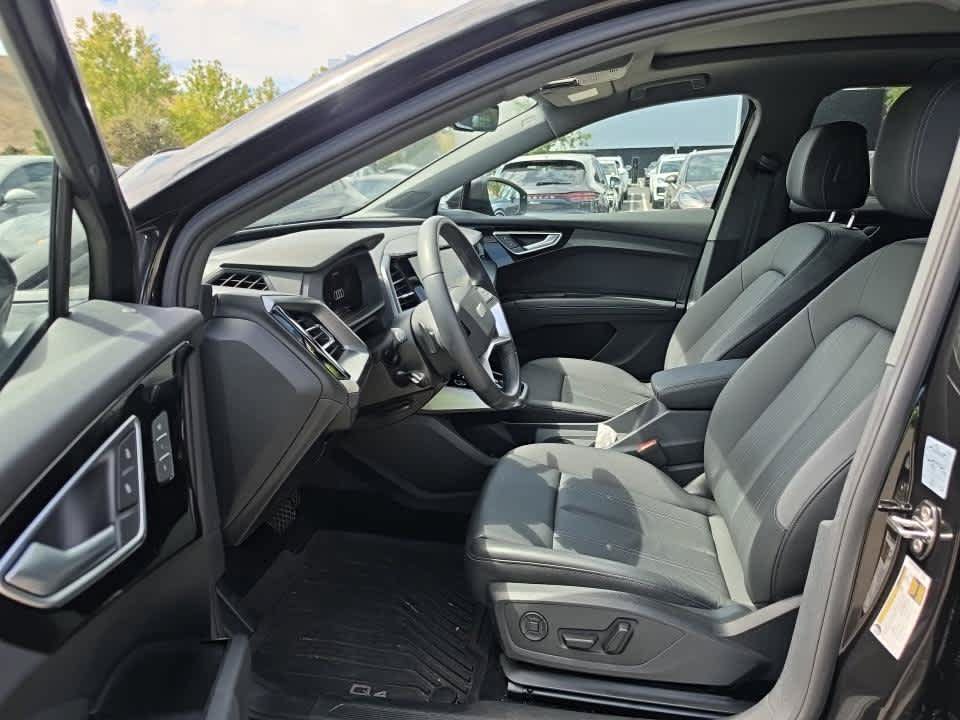 Used 2024 Audi Q4 e-tron Premium Plus w/ Premium Plus AWD/4WD image 8