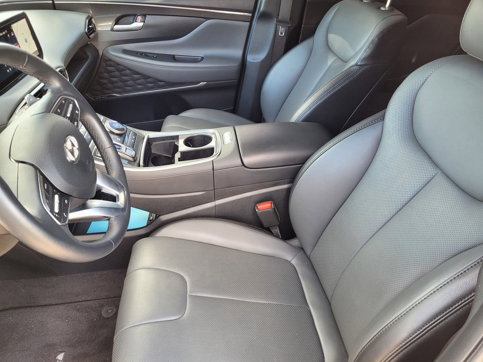 Certified 2023 Hyundai Santa Fe SEL w/ Premium Package image 19