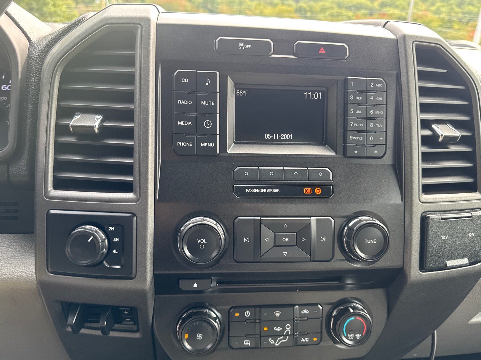 Used 2018 Ford F250 XL w/ STX Appearance Package AWD/4WD image 13