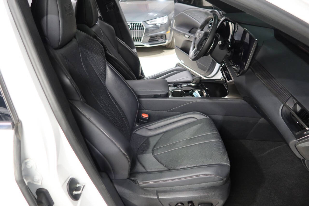 Used 2023 Lexus RX 350 F Sport w/ Accessory Package AWD/4WD image 13