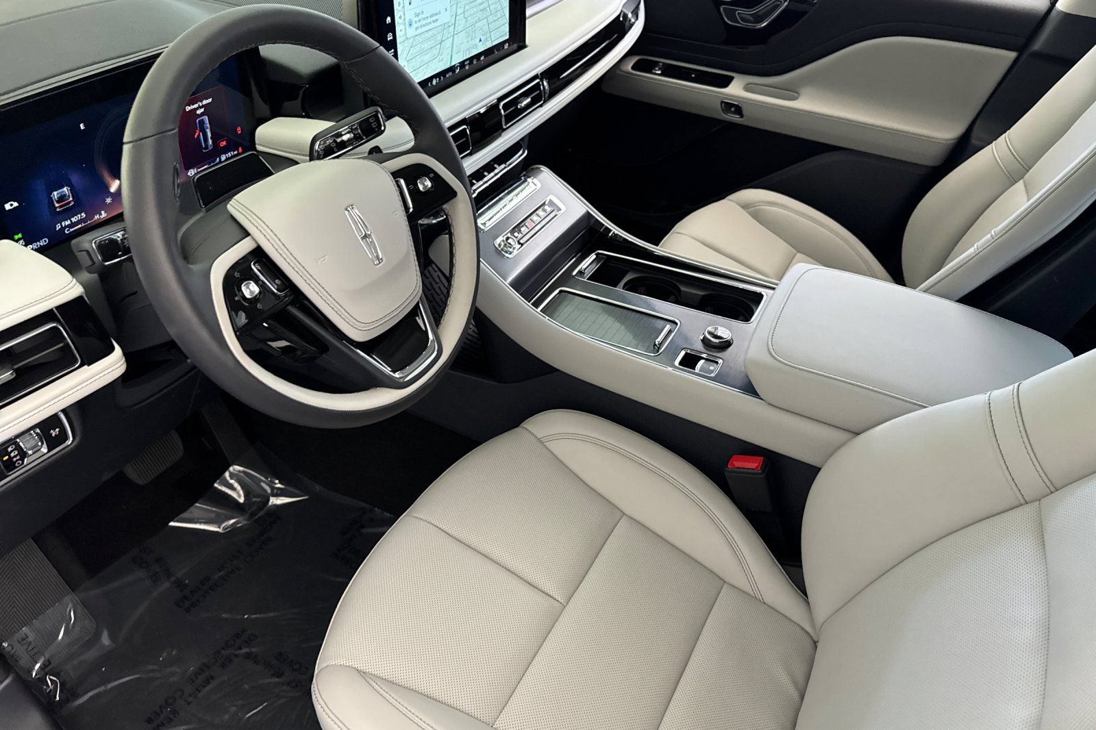 New 2026 Lincoln Aviator AWD image 7