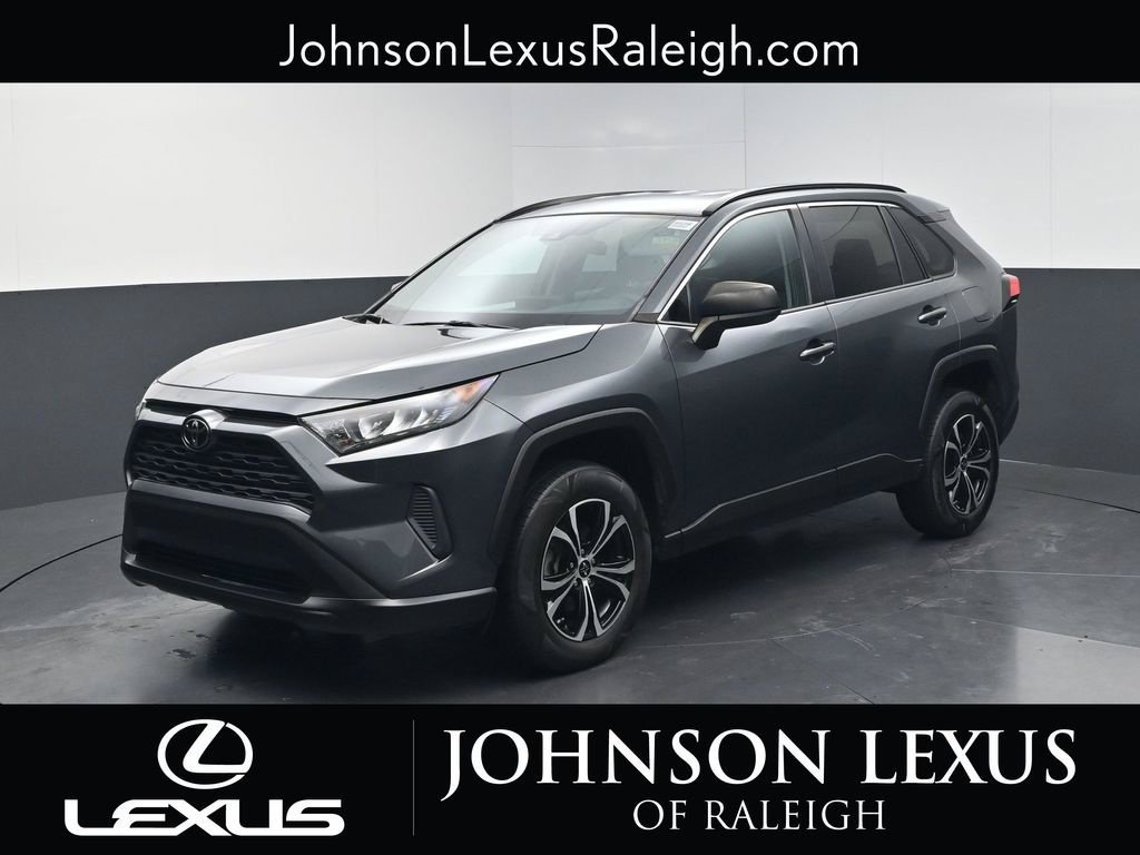 Used 2021 Toyota RAV4 LE FWD image 1