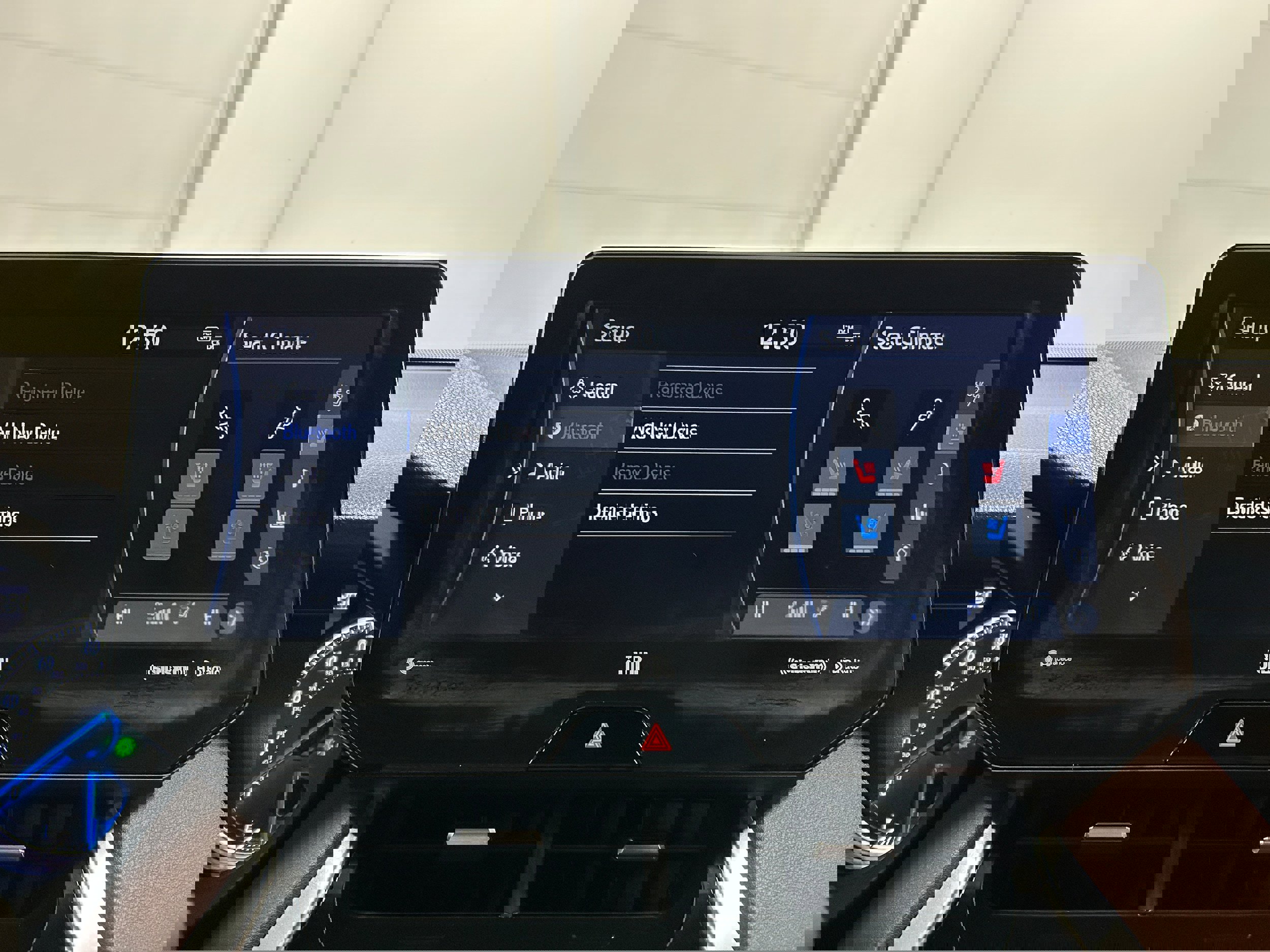 Used 2021 Toyota Venza Limited image 13