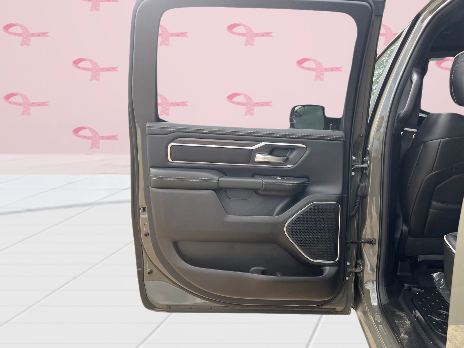 Used 2026 RAM 1500 Laramie AWD/4WD image 25