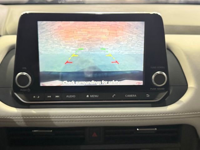 Certified 2025 Nissan Rogue SV image 35