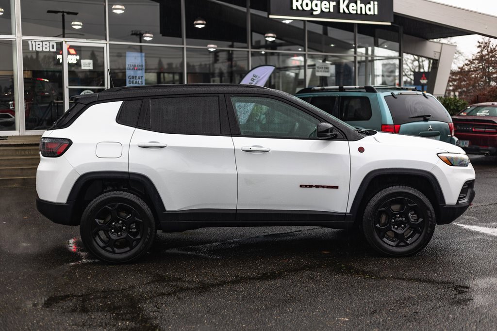 Used 2023 Jeep Compass Trailhawk w/ Trailhawk Elite Group image 7
