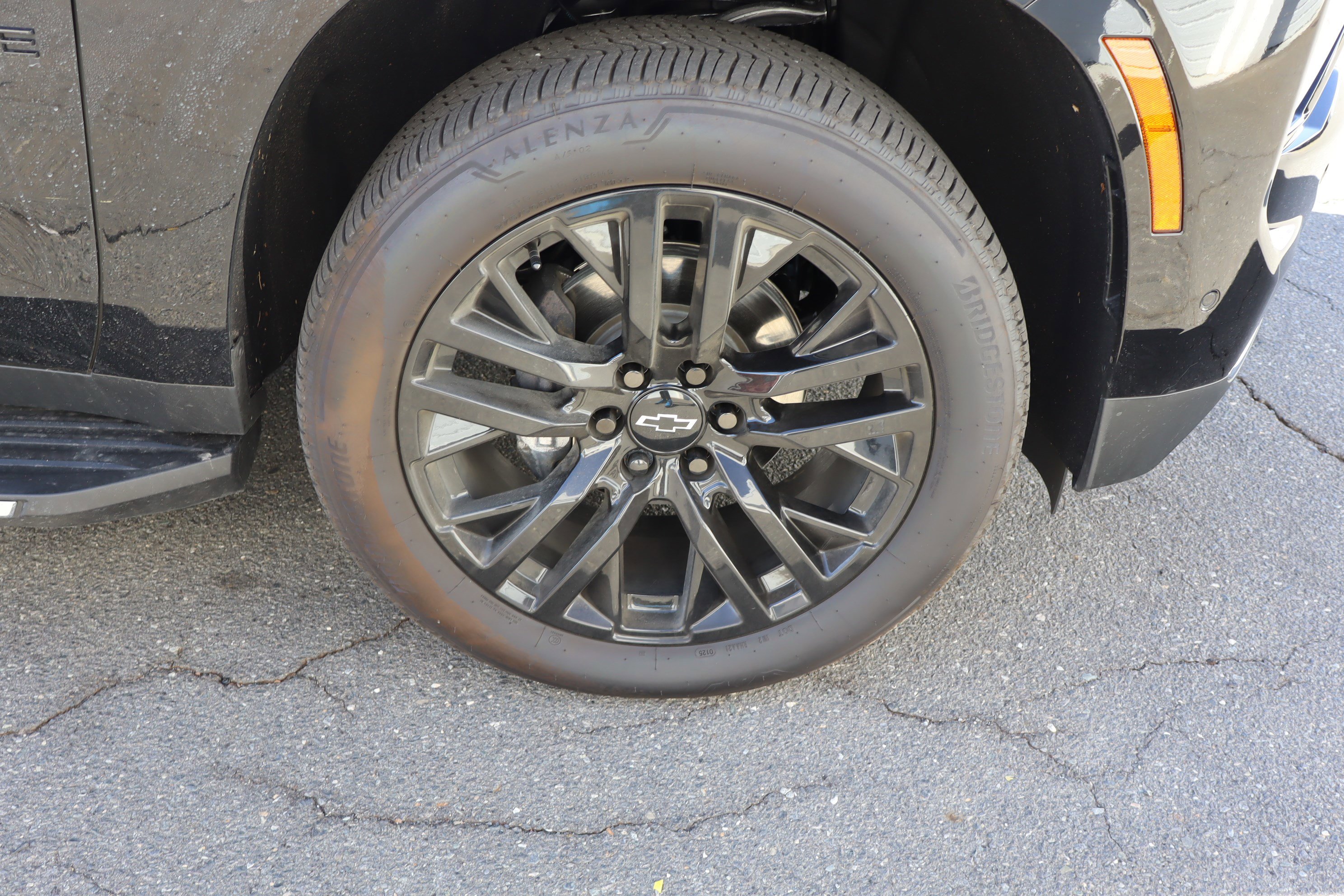 Used 2025 Chevrolet Tahoe Premier image 43