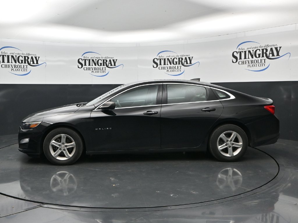Used 2021 Chevrolet Malibu LS FWD image 4