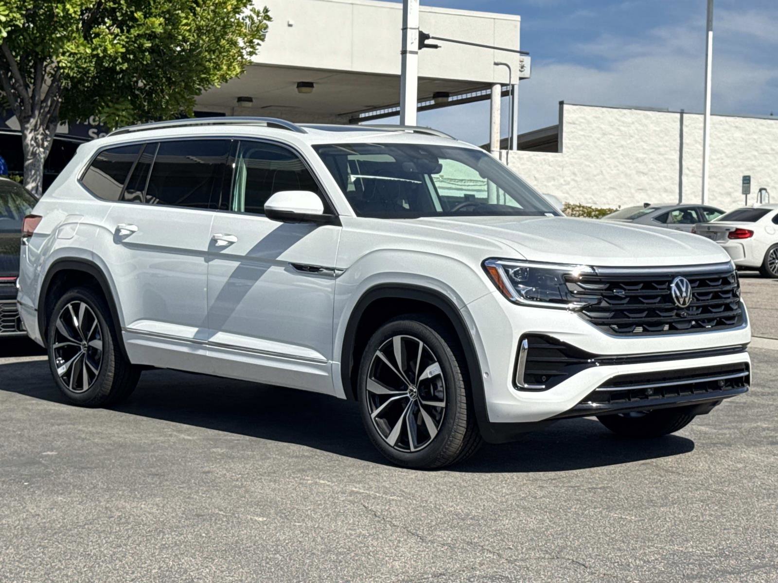 New 2026 Volkswagen Atlas SEL Premium R-Line image 7