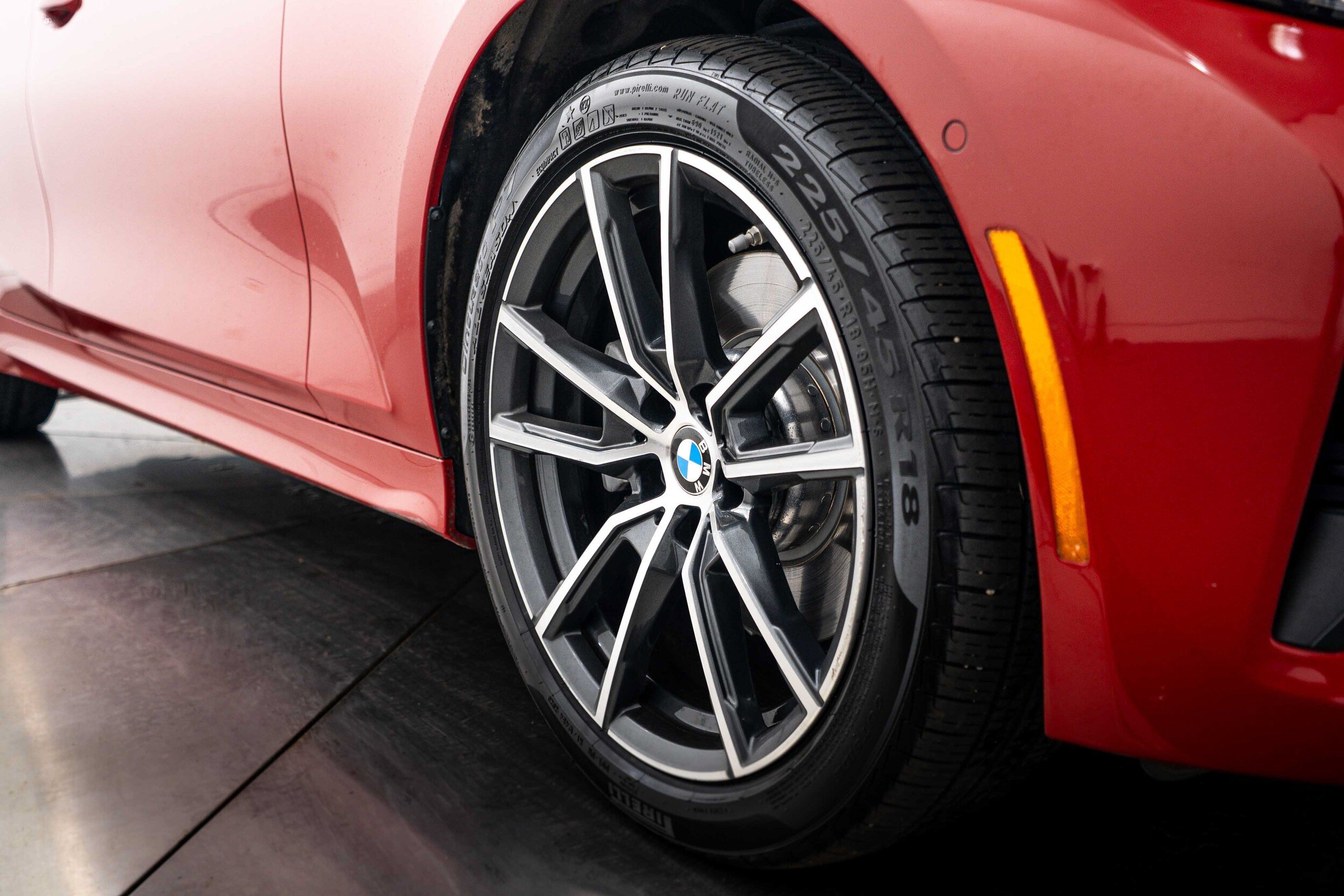 Used 2020 BMW 330i xDrive Sedan w/ Premium Package AWD/4WD image 24