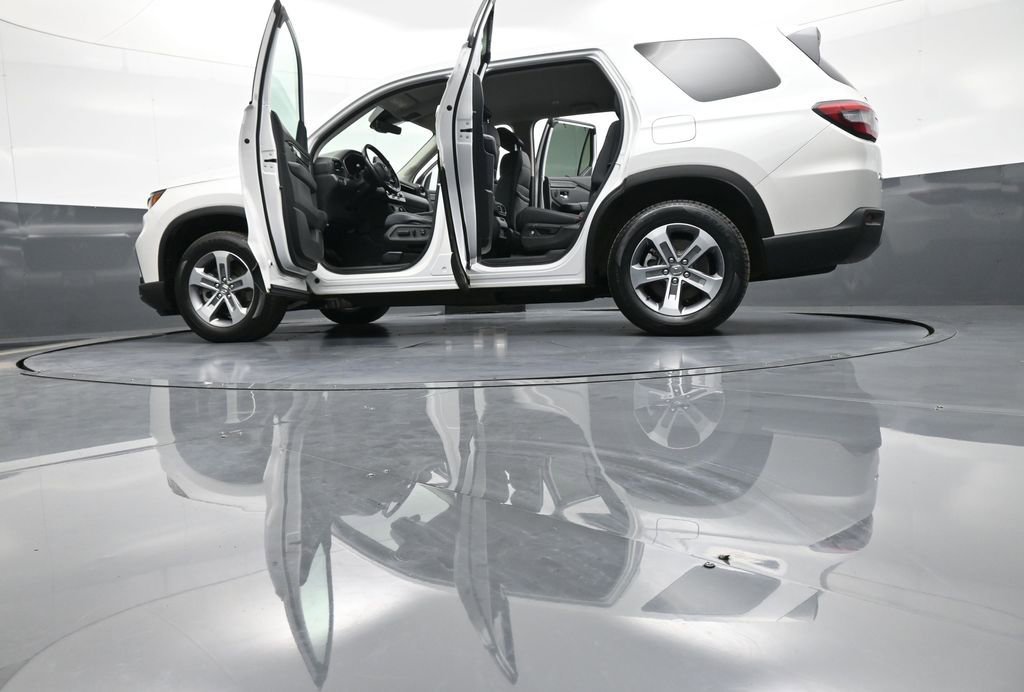 Used 2023 Honda Pilot EX-L image 50