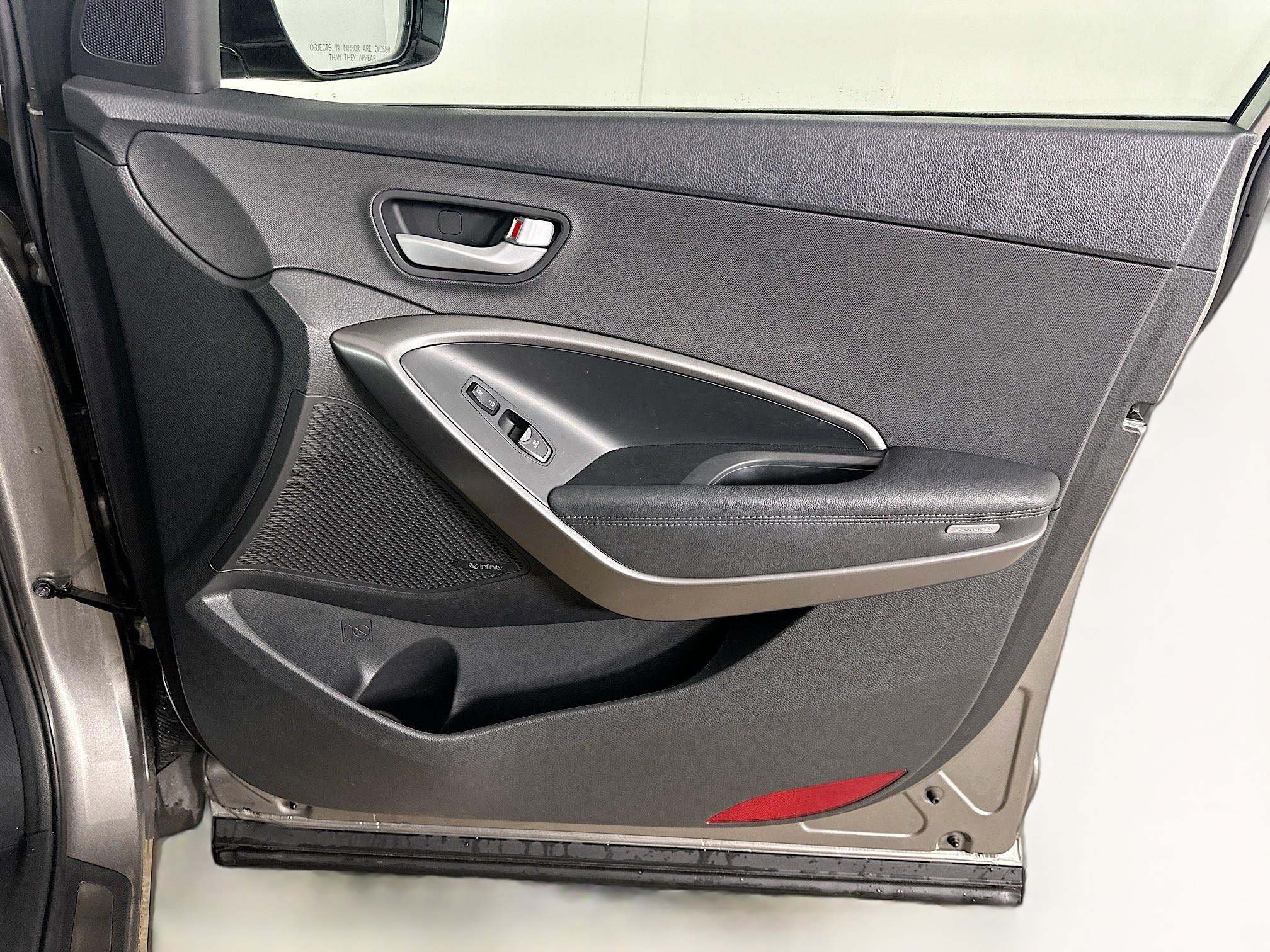 Used 2018 Hyundai Santa Fe Sport w/ Cargo Package image 33