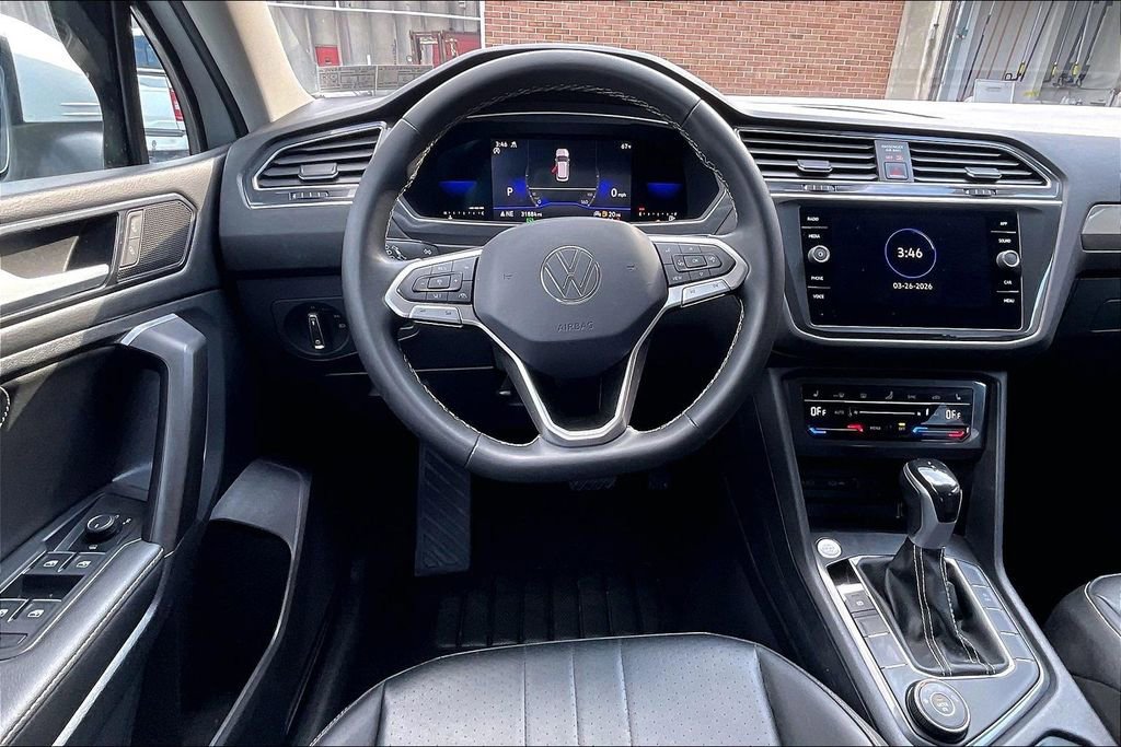 Used 2022 Volkswagen Tiguan SE image 5