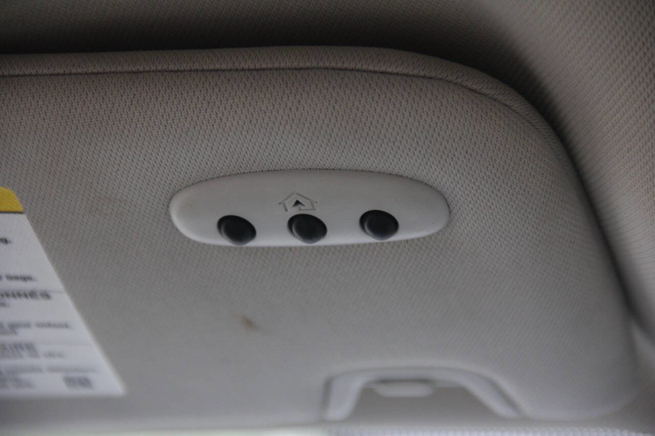 Certified 2022 Ford Edge Titanium image 21