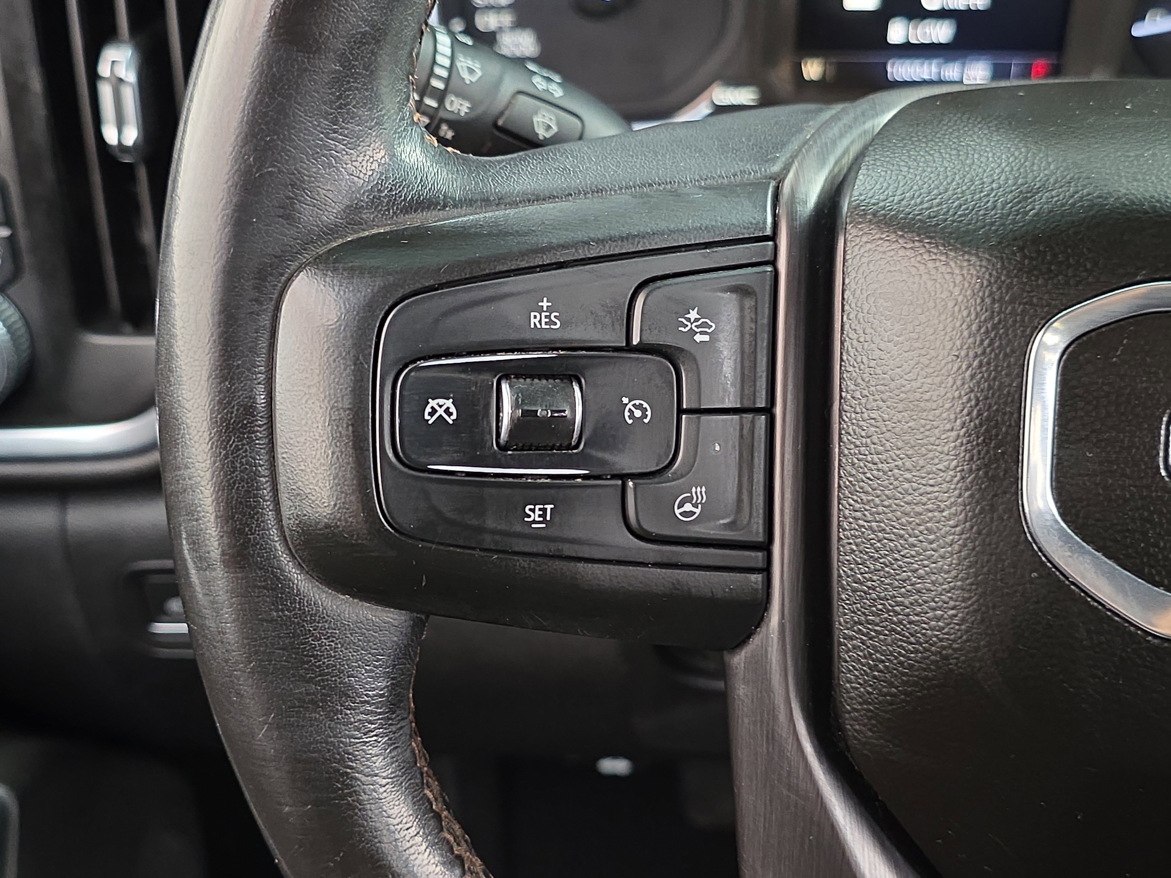 Used 2019 GMC Sierra 1500 AT4 w/ AT4 Premium Package AWD/4WD image 16