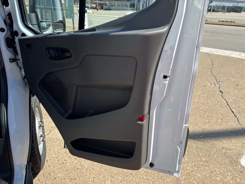 New 2026 Ford Transit 350 148 Medium Roof RWD image 15