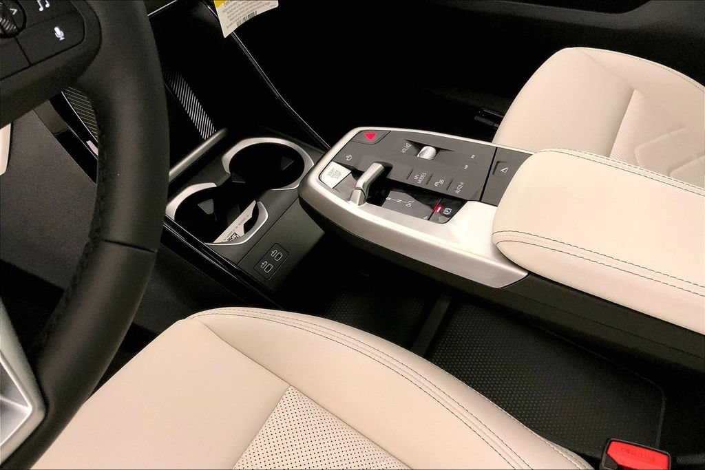 New 2027 BMW X1 xDrive28i AWD/4WD image 6