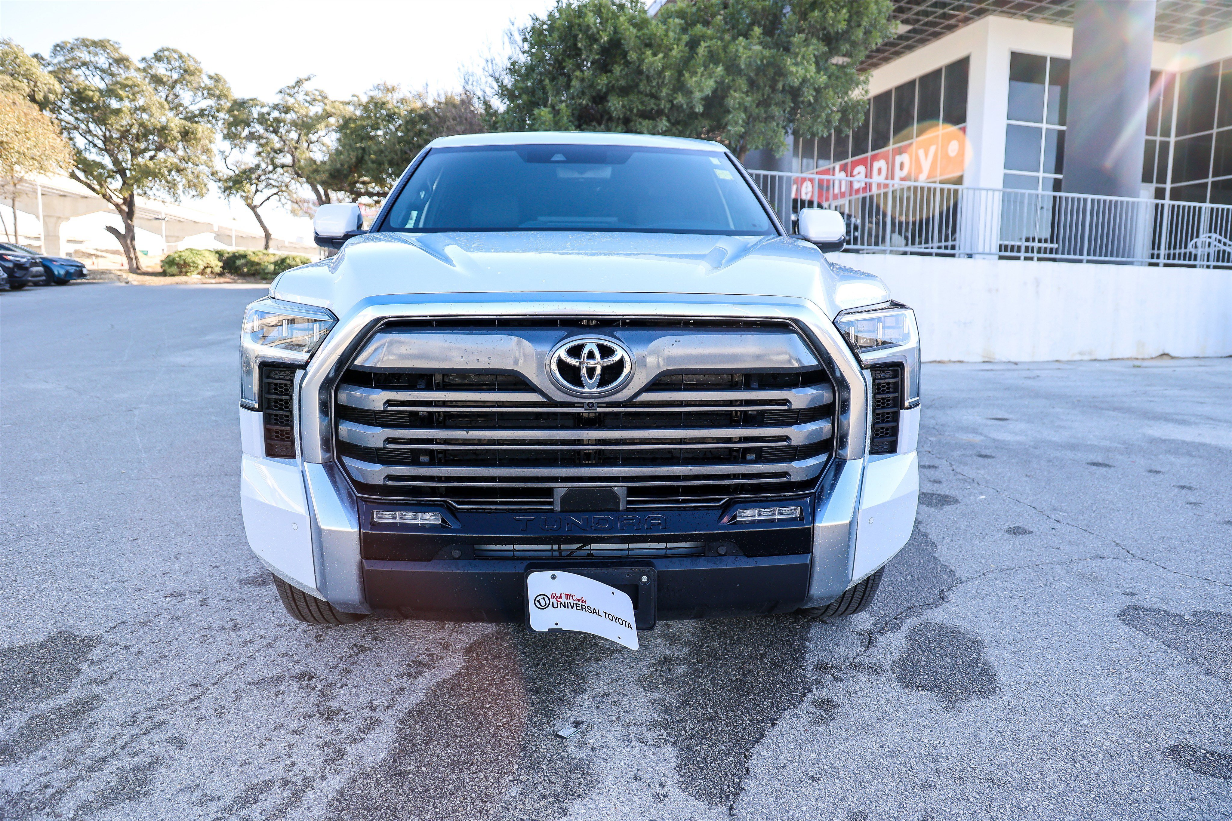 Used 2025 Toyota Tundra Limited image 3