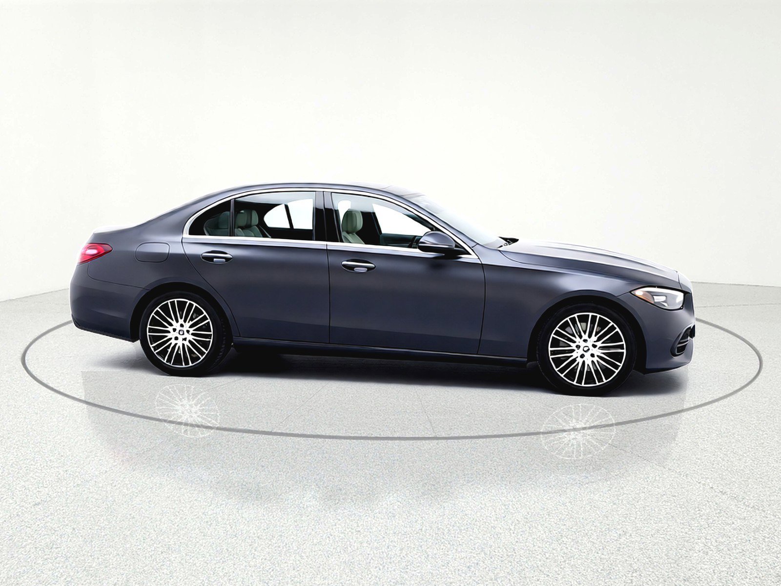 Used 2023 Mercedes-Benz C 300 Sedan image 11