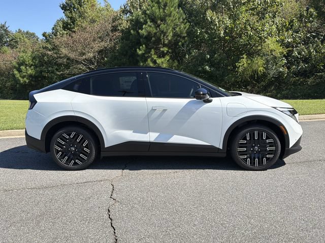 New 2026 Nissan Leaf Platinum+ FWD image 2