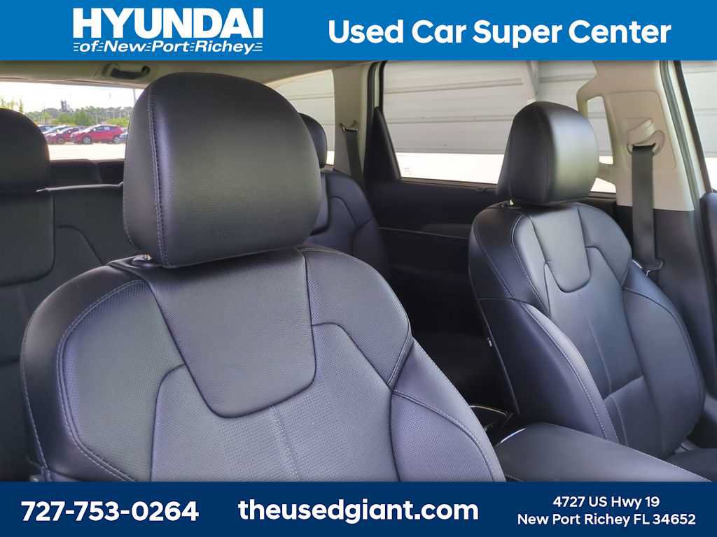 Used 2020 Kia Telluride EX w/ Towing Package FWD image 6