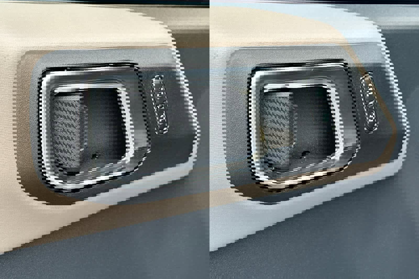 Used 2024 Ford Bronco Wildtrak image 13