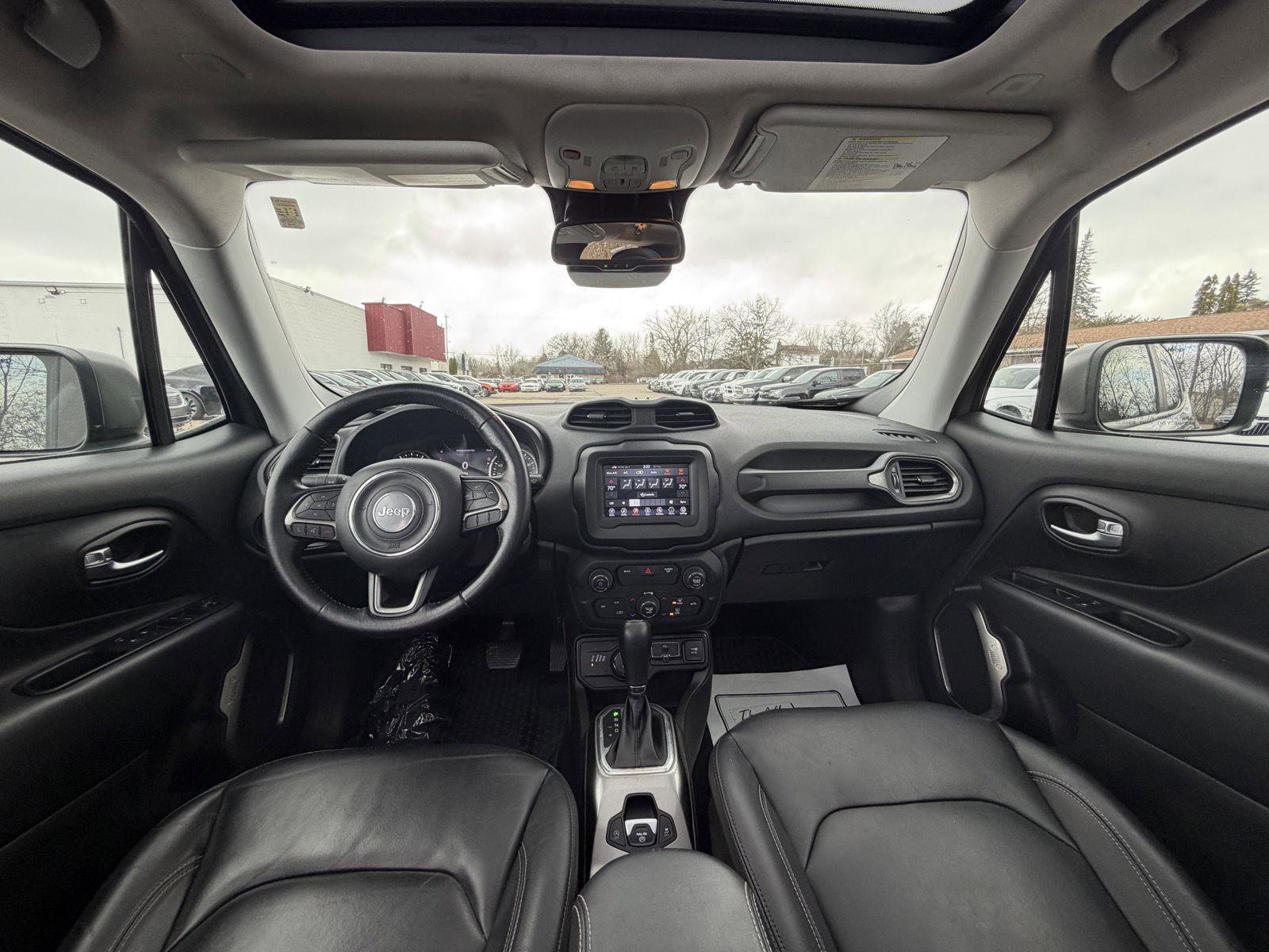 Used 2020 Jeep Renegade Limited image 24