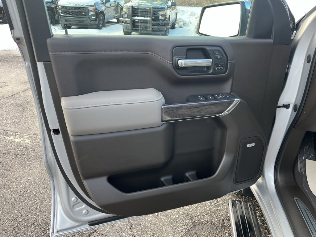 Used 2021 Chevrolet Silverado 1500 LTZ w/ Technology Package image 8