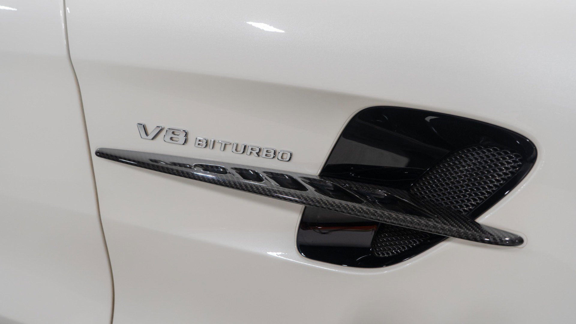 Used 2020 Mercedes-Benz AMG GT R image 30