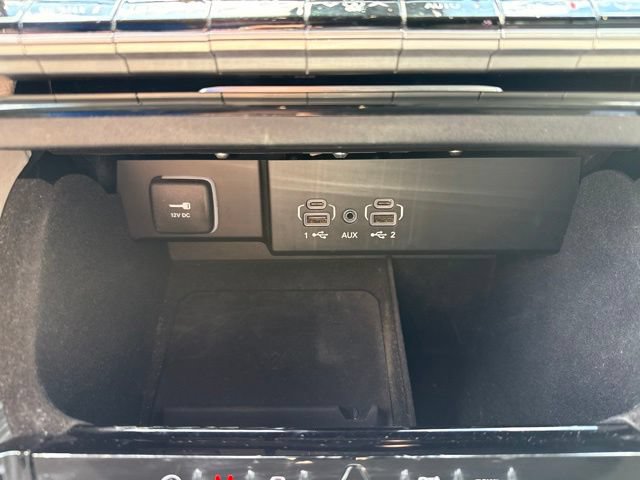 Used 2024 Jeep Wagoneer Series II w/ Flexible Seating Group AWD/4WD image 26