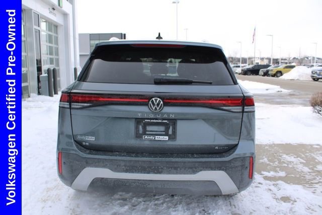 Used 2025 Volkswagen Tiguan SE image 7