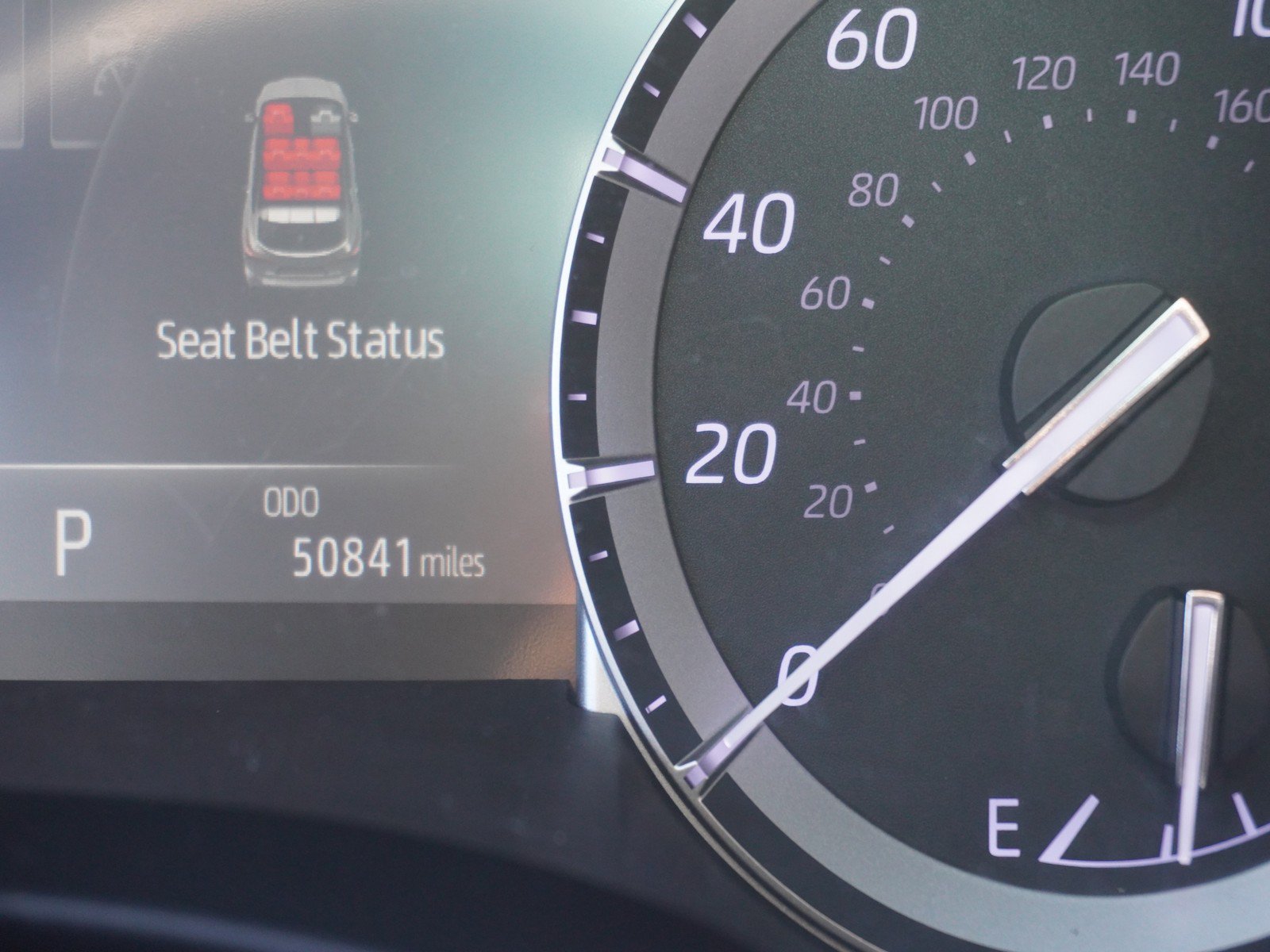 Used 2022 Toyota Highlander XLE AWD/4WD image 26