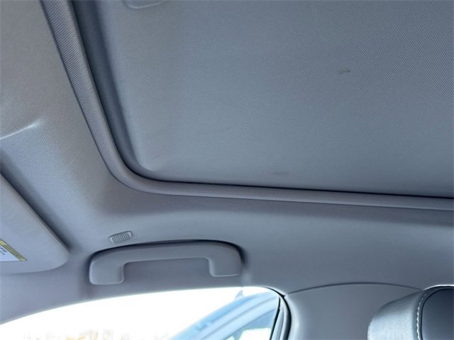 Used 2023 Toyota RAV4 XLE Premium image 14