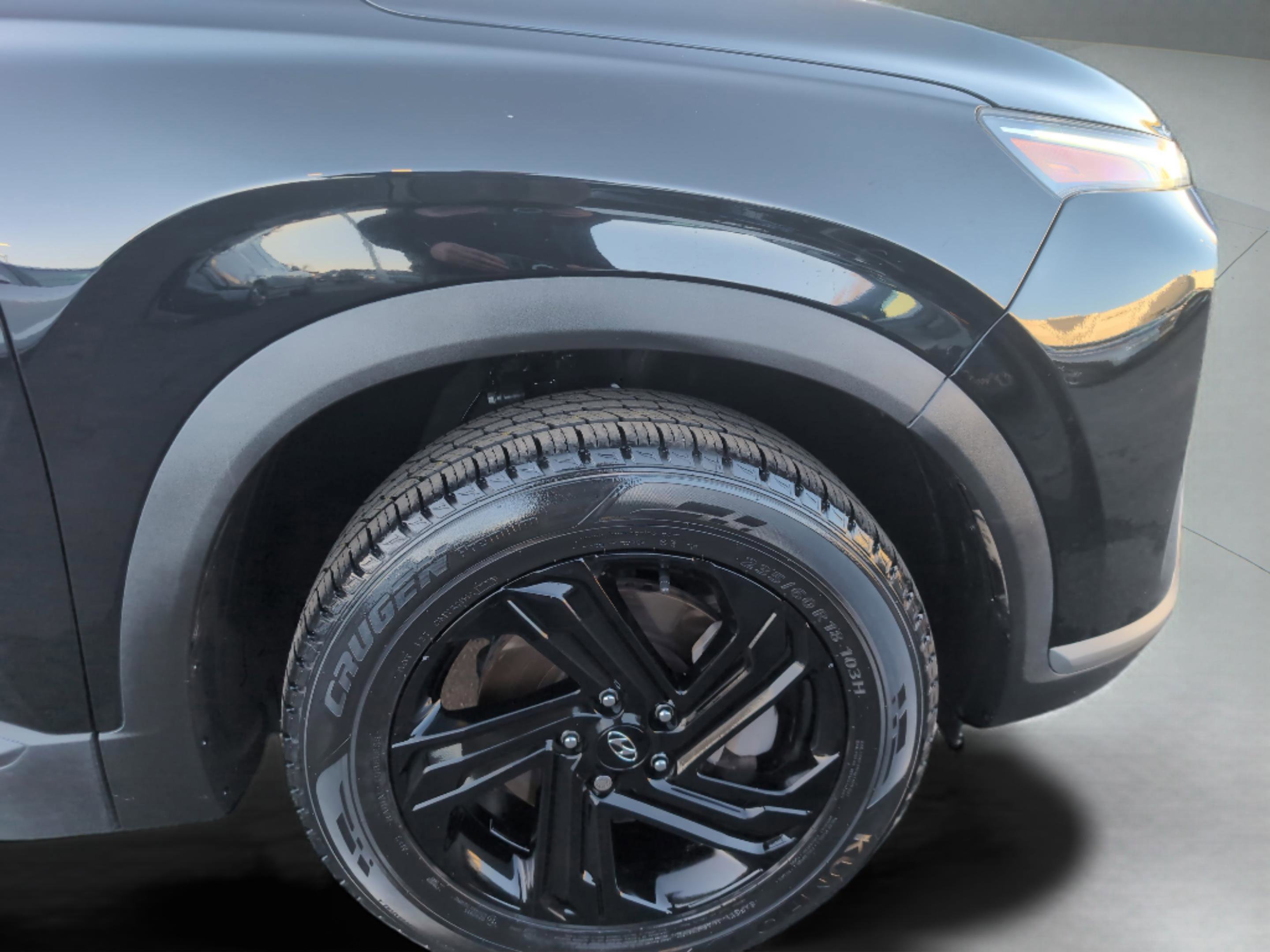 Used 2023 Hyundai Santa Fe SEL image 14