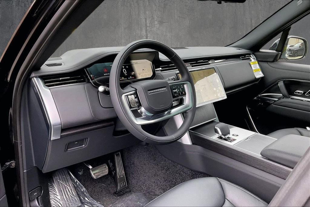 New 2026 Land Rover Range Rover SE image 7