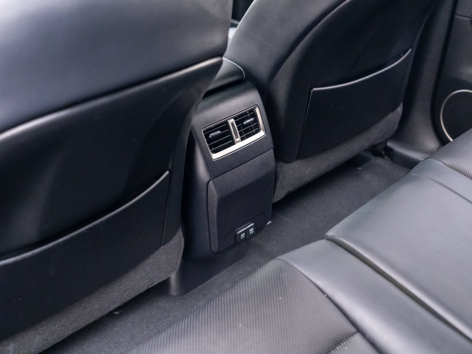 Used 2022 Lexus RX 450h AWD w/ Premium Package image 19