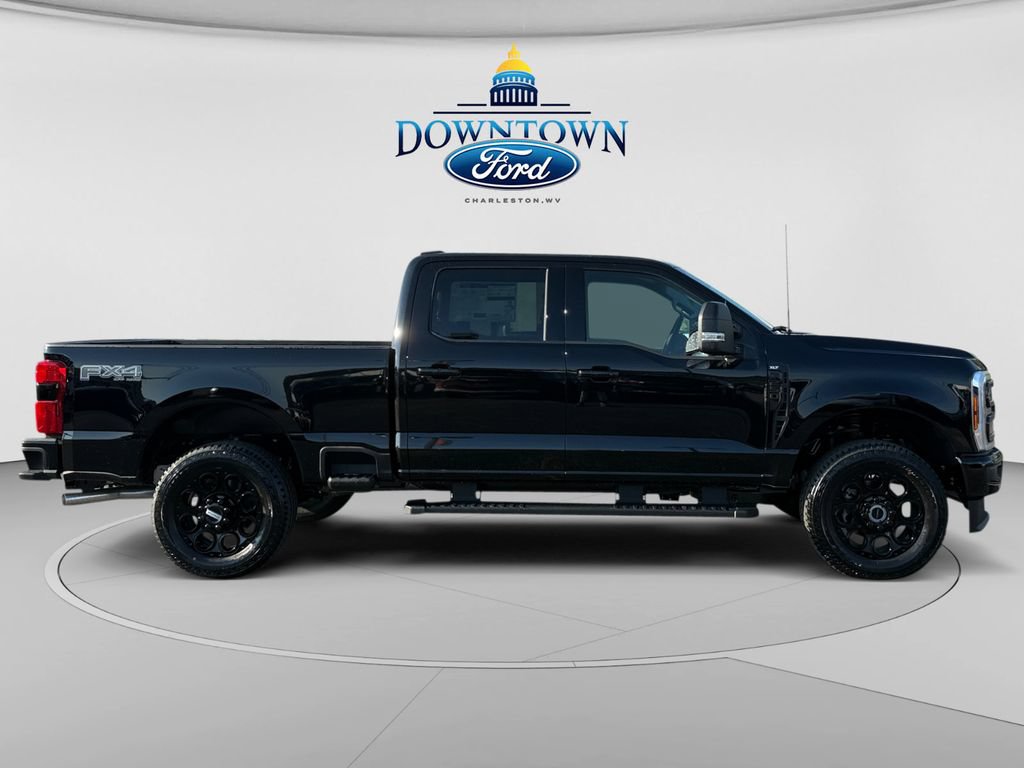 New 2027 Ford F250 XLT w/ XLT Premium Package AWD/4WD image 2