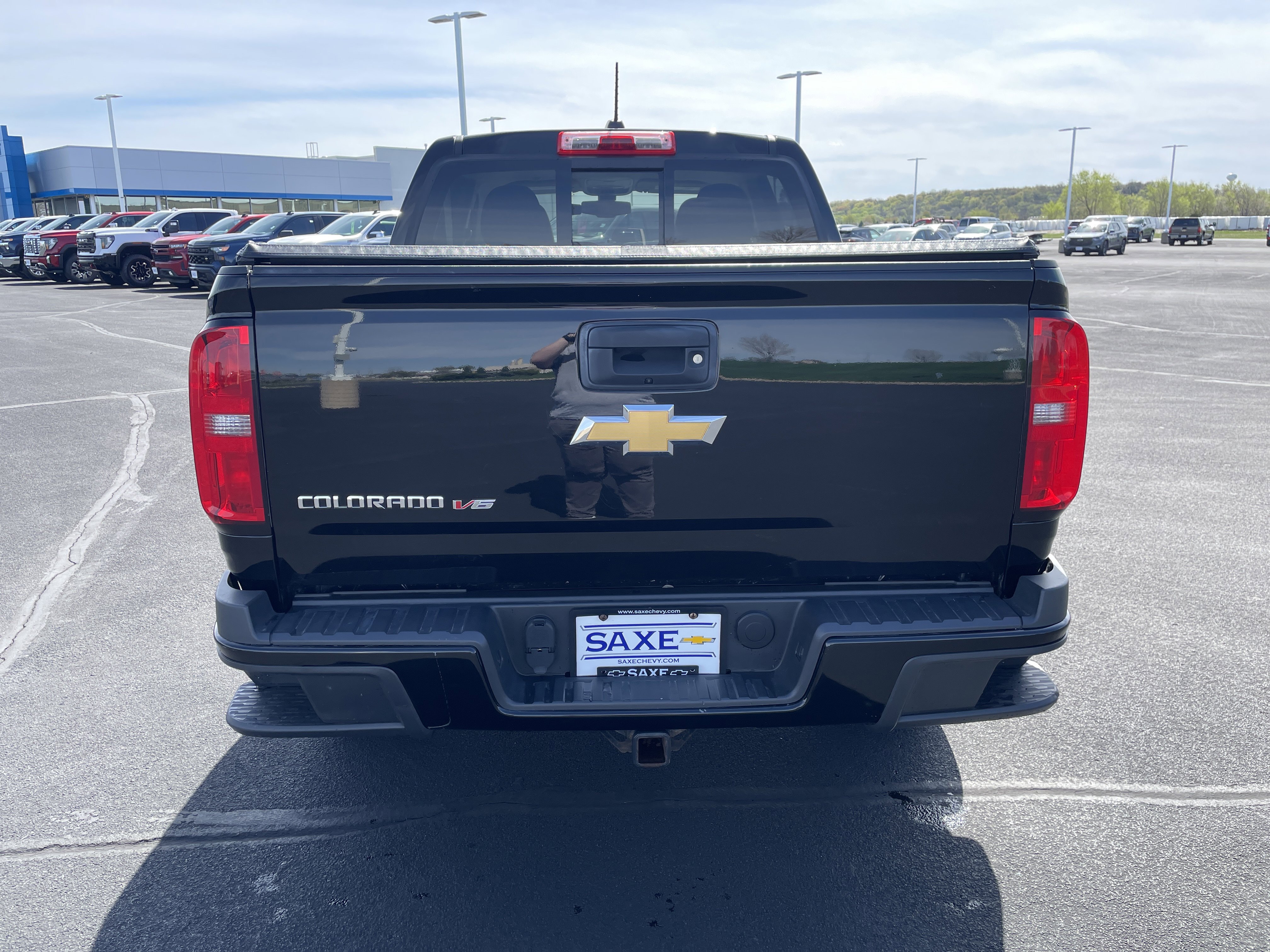 Used 2017 Chevrolet Colorado Z71 AWD/4WD image 4