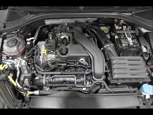 Certified 2023 Volkswagen Jetta SE FWD image 19