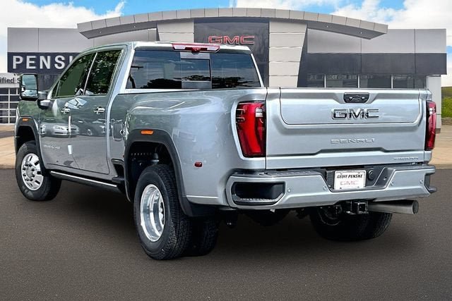 New 2026 GMC Sierra 3500 Denali Ultimate AWD/4WD image 3