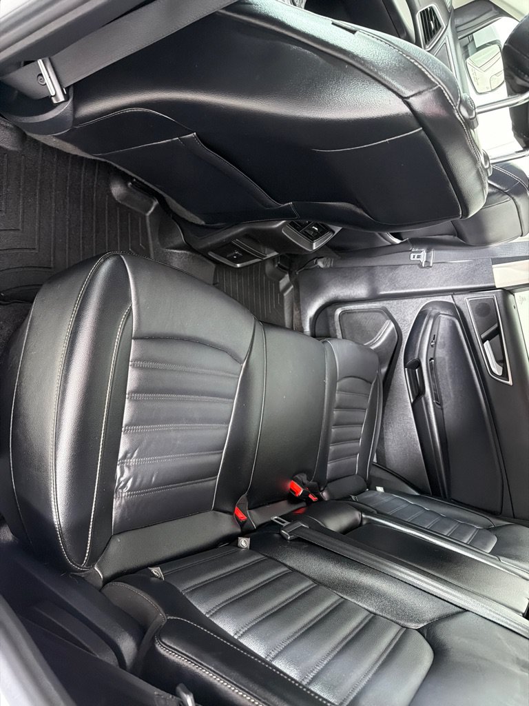 Used 2016 Ford Edge SEL w/ Equipment Group 201A FWD image 18