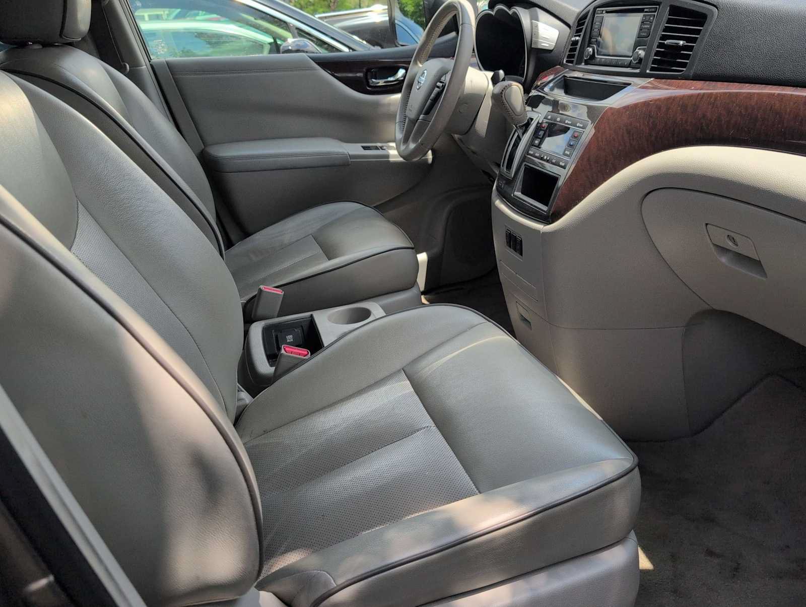 Used 2015 Nissan Quest SL FWD image 21