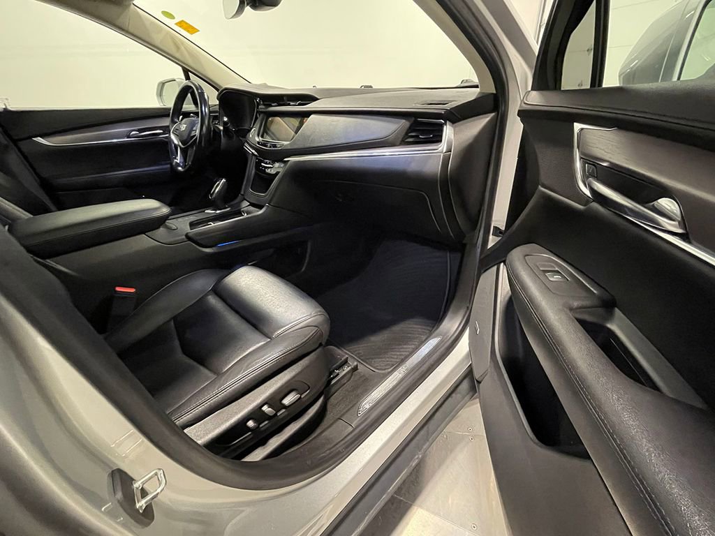 Used 2019 Cadillac XT5 Luxury image 28