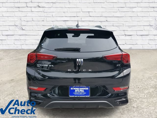 Certified 2024 Buick Encore GX Sport Touring AWD/4WD image 3