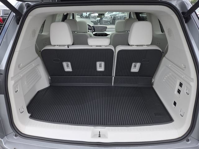 New 2026 Buick Enclave Avenir w/ Super Cruise Package AWD/4WD image 29