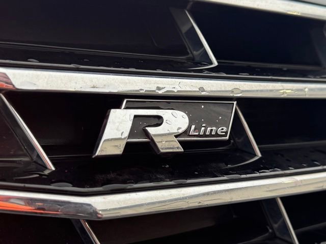 Used 2016 Volkswagen Passat 1.8T R-Line image 33